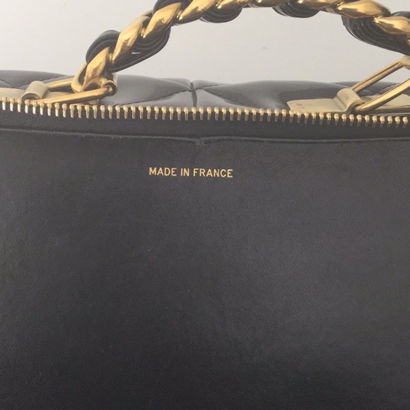 CHANEL Vintage Quilted Patent Leather Large Lunch Box Bag !Rare! - Picture 8 of 17